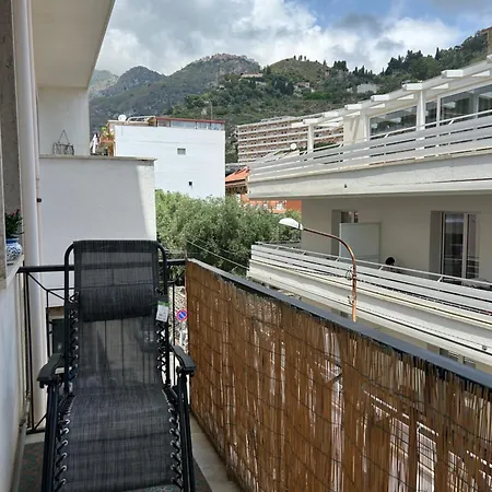 Maison Margot Taormina Apartment Giardini Naxos