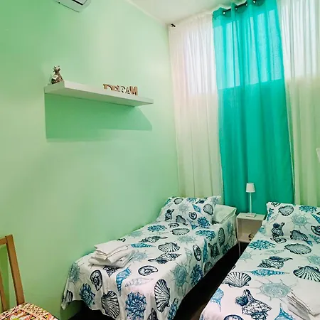 Maison Margot Taormina Daire *